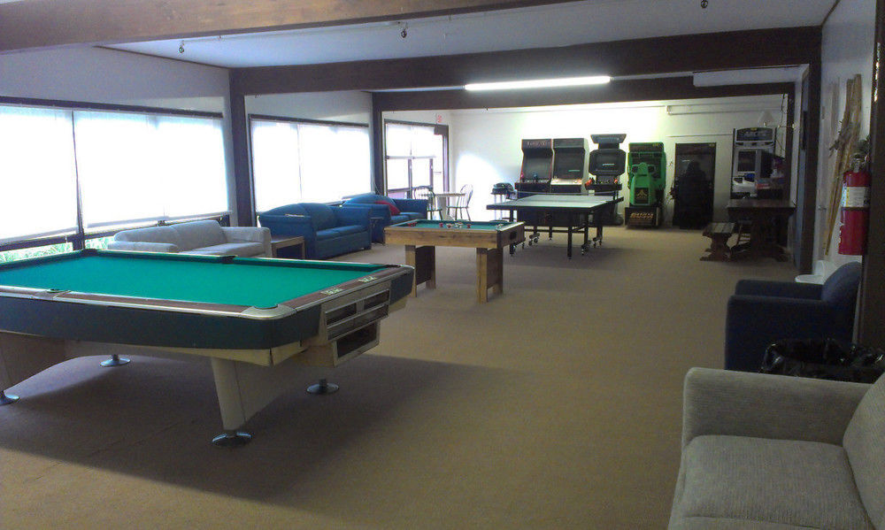Evergreen Valley Inn Stoneham ภายนอก รูปภาพ